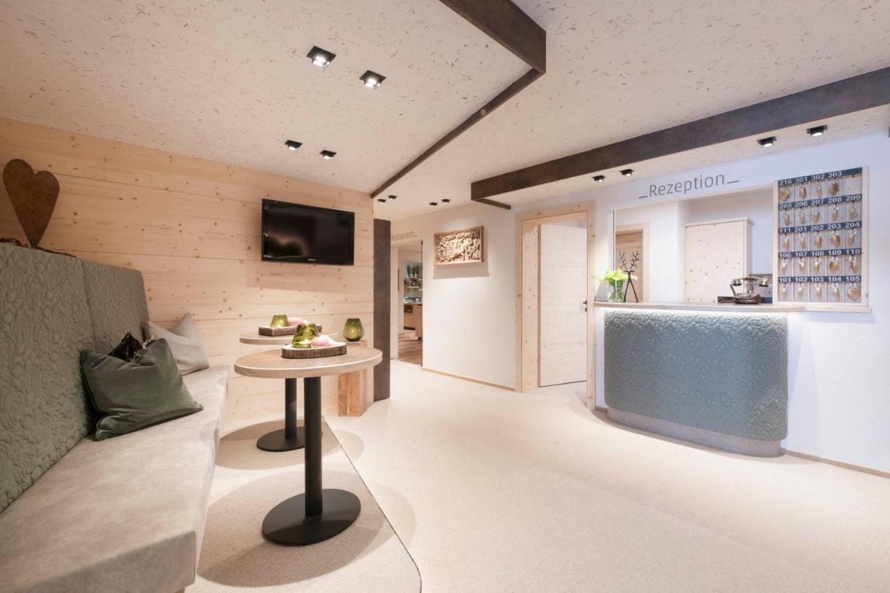 Lifestylepanoramahotel Erika Superior 施图拜河谷新施蒂夫特 外观 照片