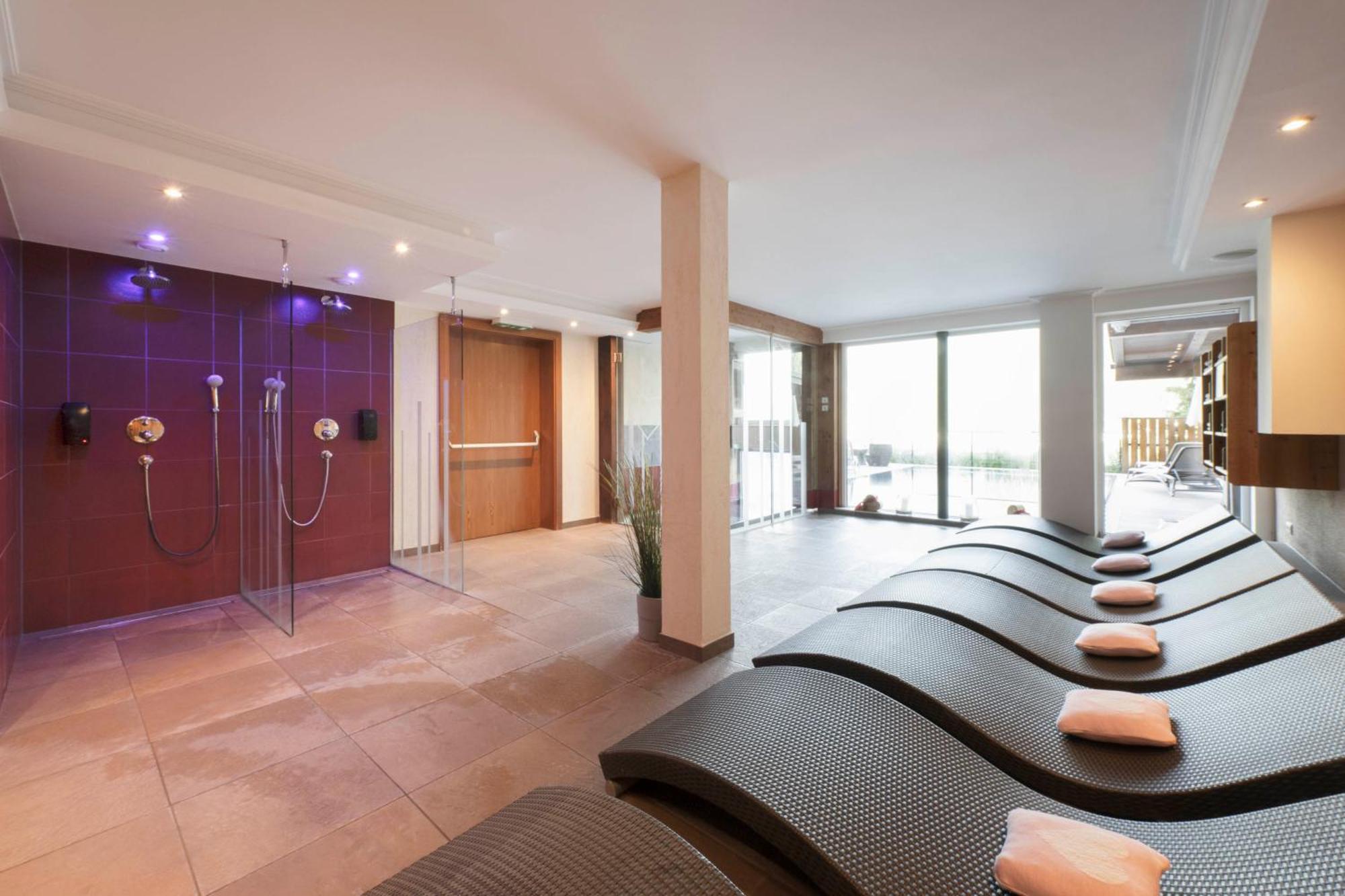 Lifestylepanoramahotel Erika Superior 施图拜河谷新施蒂夫特 外观 照片