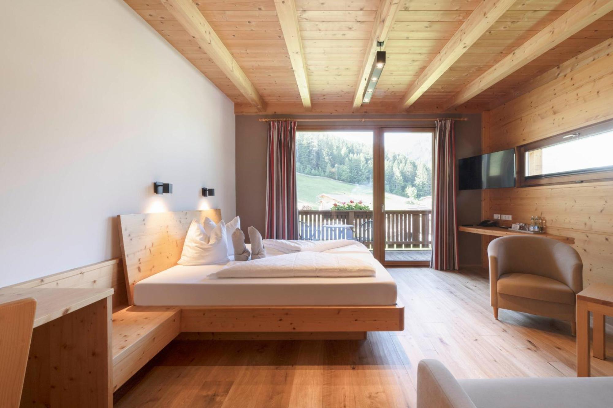Lifestylepanoramahotel Erika Superior 施图拜河谷新施蒂夫特 外观 照片