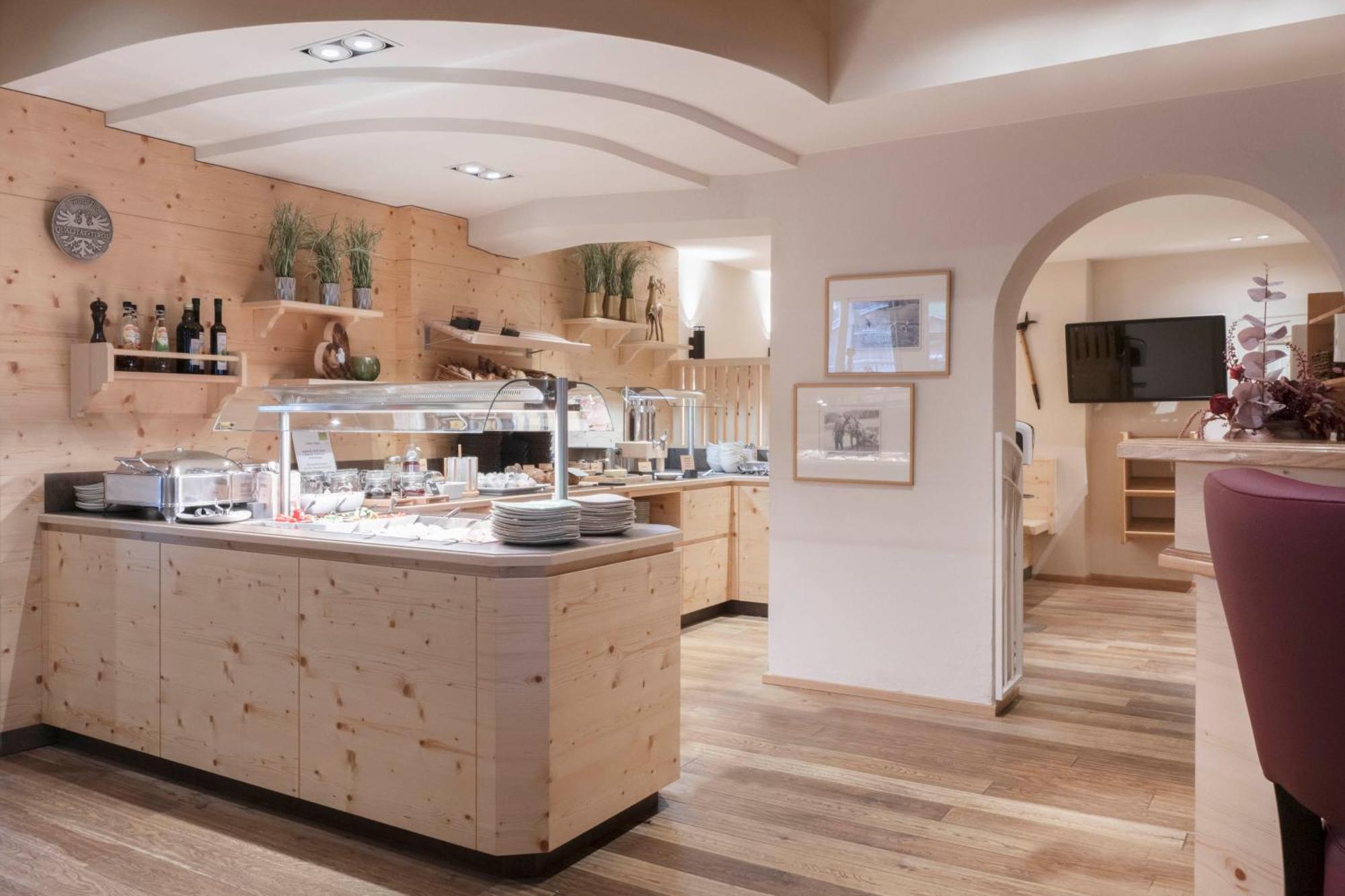Lifestylepanoramahotel Erika Superior 施图拜河谷新施蒂夫特 外观 照片